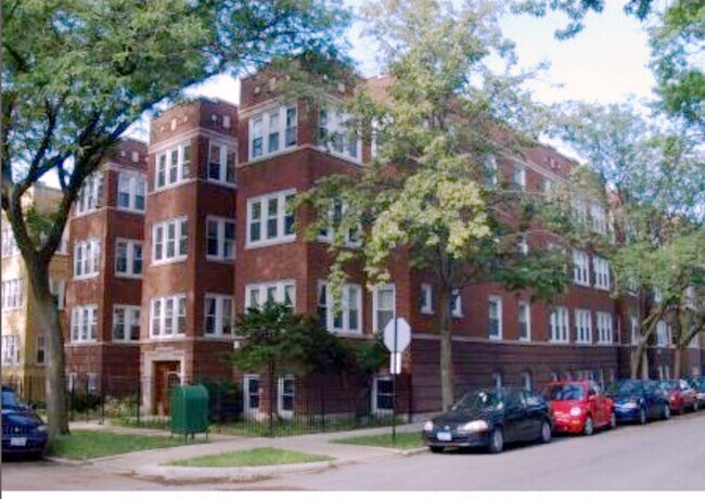 property at 4866 N Talman Ave