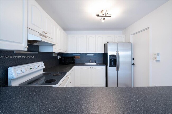 1220 71st St in Miami Beach, FL - Building Photo - Building Photo