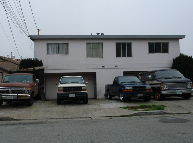 112 Green Ave in South San Francisco, CA - Foto de edificio - Building Photo