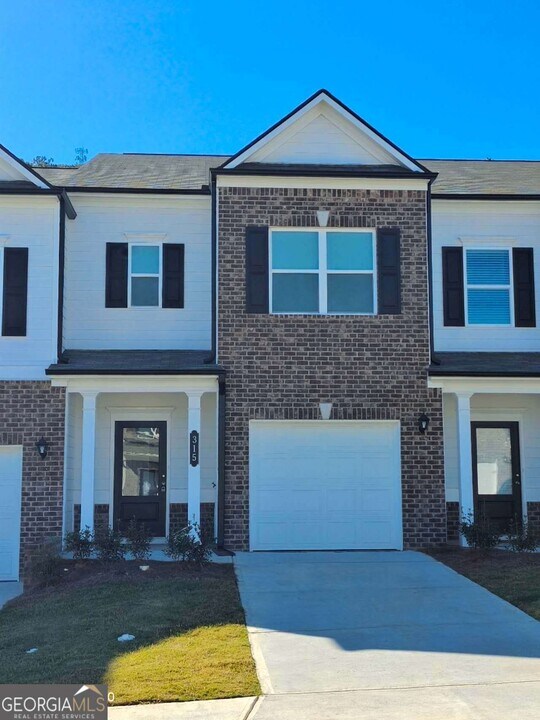 315 Skye Ln in Cartersville, GA - Building Photo