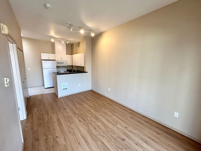property at 1323 Boren Ave