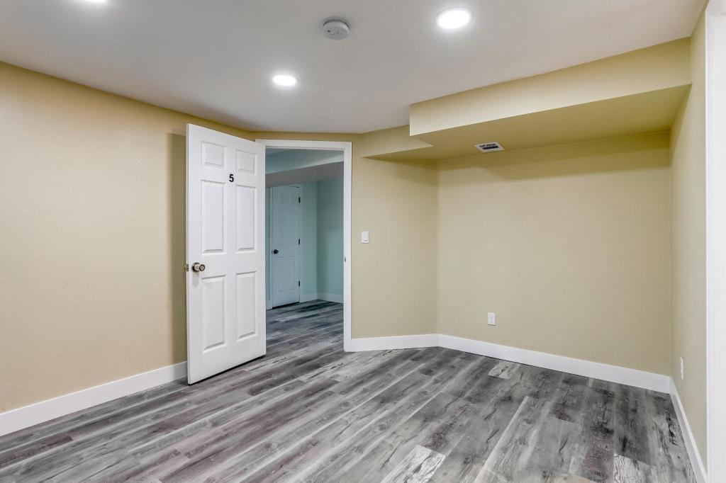 15054 E Dartmouth Ave in Aurora, CO - Building Photo