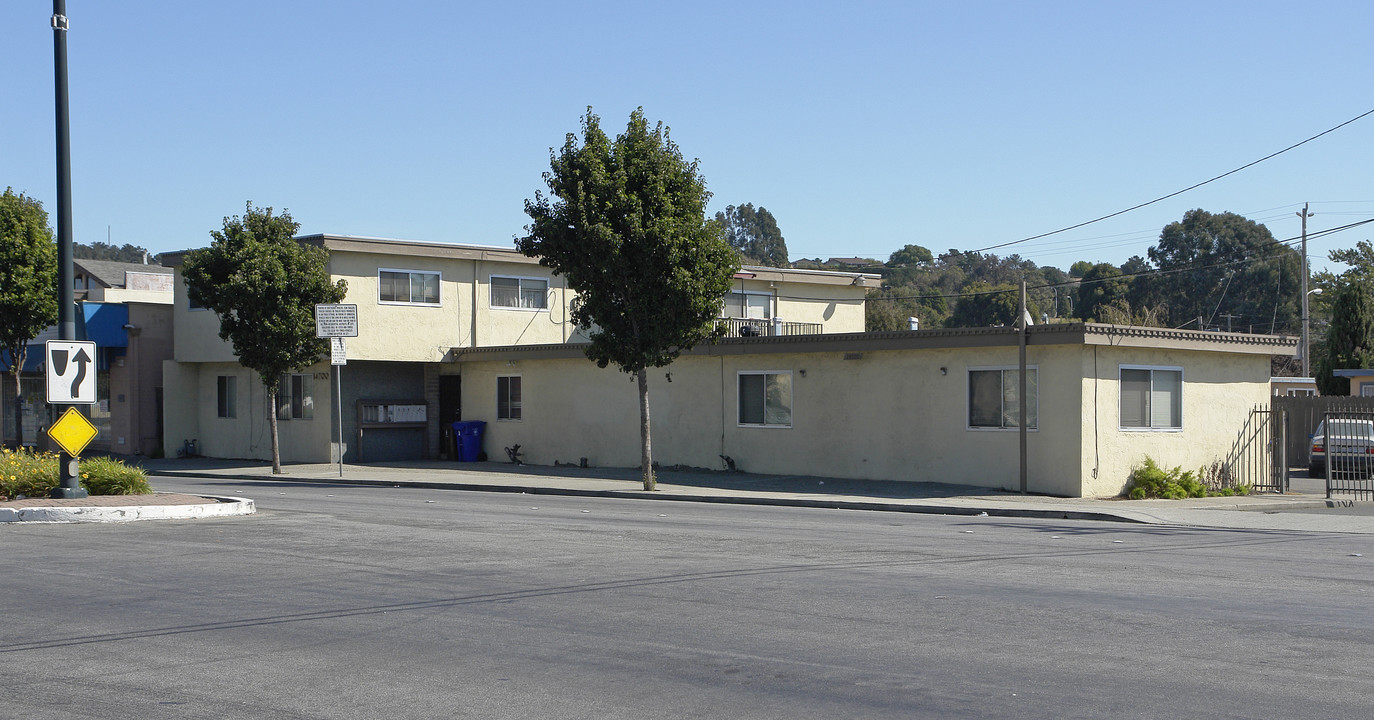 14700 San Pablo Ave in San Pablo, CA - Foto de edificio