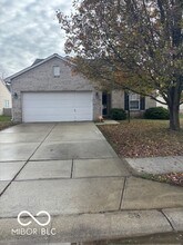 15550 Outside Trail in Noblesville, IN - Building Photo - Building Photo