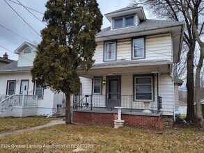 209 E Mt Hope Ave in Lansing, MI - Building Photo - Building Photo