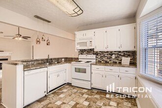 106 Agee Cir E in Hendersonville, TN - Building Photo - Building Photo