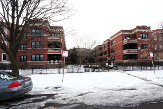 2516-2526 N Kedzie Blvd in Chicago, IL - Building Photo - Building Photo