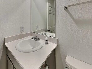 24123 Mustang Run Dr in Hockley, TX - Foto de edificio - Building Photo