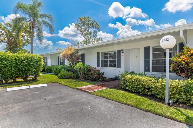 property at 5242 Privet Pl
