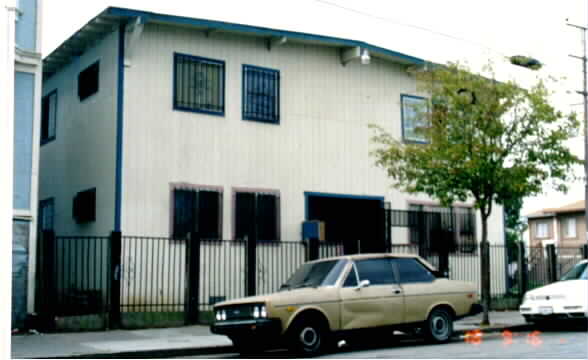 400 Bissell Ave in Richmond, CA - Building Photo - Building Photo