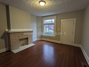 404-406 E Deshler Ave-Unit -404 E. Deshler Ave in Columbus, OH - Building Photo - Building Photo