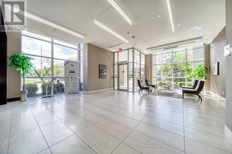 275-1275 Yorkland Rd in Toronto, ON - Building Photo - Building Photo