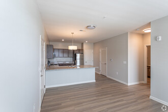 Burkle and Main in Memphis, TN - Building Photo - Interior Photo