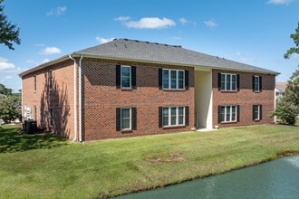 Autumn Chase Apartment Community in Myrtle Beach, SC - Building Photo - Building Photo