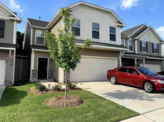 property at 204 Princess Pl