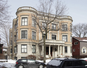 662 W Wellington Ave in Chicago, IL - Building Photo - Building Photo