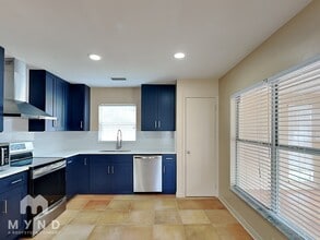 1938 Blue Fox Ct in Orlando, FL - Building Photo - Building Photo