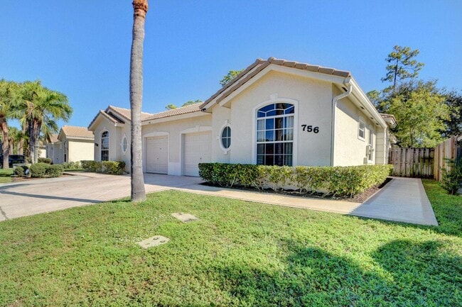 property at 756 Via Toscana