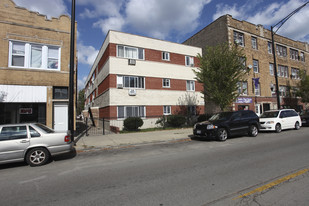 2842 W Montrose Ave Apartments