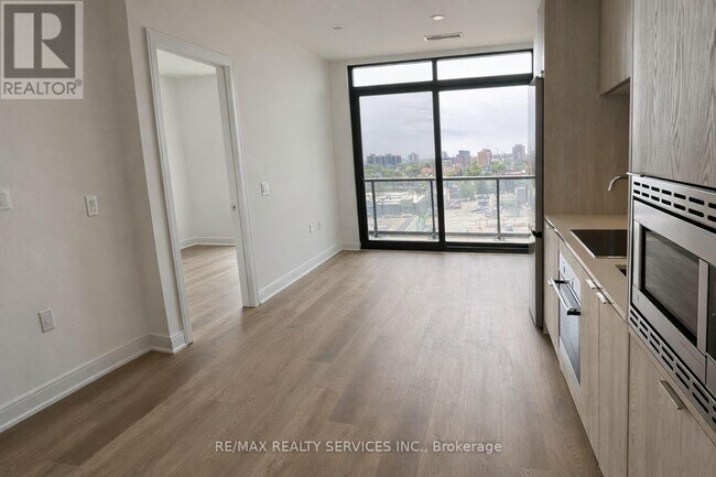 property at 86 Dundas St E