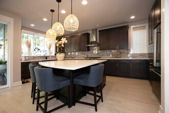1498 Elk Run Pl SE in North Bend, WA - Building Photo - Building Photo