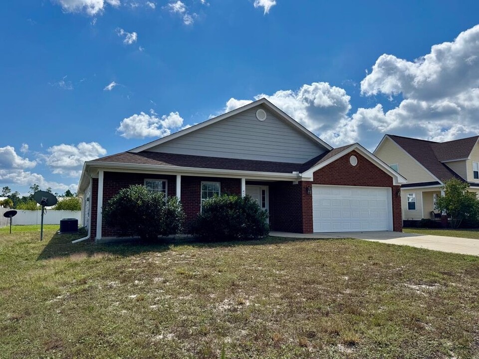 423 15th St in Mexico Beach, FL - Building Photo