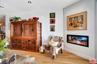 26666 Seagull Way in Malibu, CA - Building Photo - Building Photo