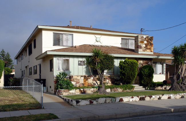 11529 York Ave in Hawthorne, CA - Building Photo - Building Photo