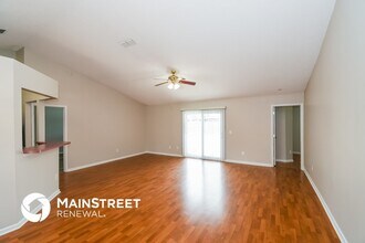 605 Abbey Ct in Orange Park, FL - Building Photo - Building Photo