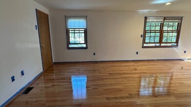 40 Emilissa Ln in Weymouth, MA - Building Photo - Building Photo