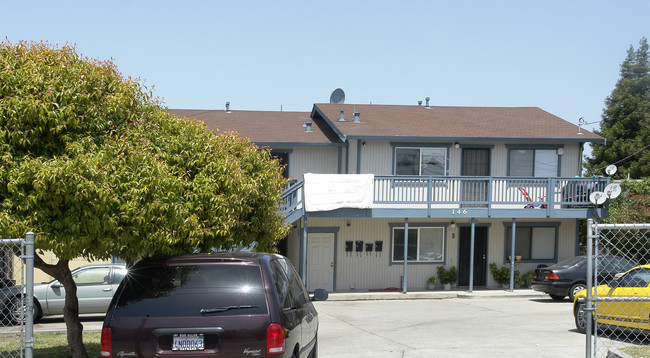 146 Smalley Ave in Hayward, CA - Building Photo - Building Photo