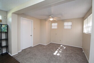 5 Edgewood Cir in Pensacola, FL - Building Photo - Building Photo