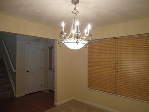 8510 Ethan Ct in Fairfield, OH - Building Photo - Building Photo