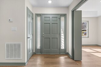 421 Danielle Dr in Garner, NC - Foto de edificio - Building Photo