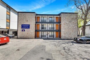 2801 Hemphill Park in Austin, TX - Building Photo