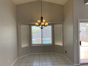 1821 E Buffalo St in Chandler, AZ - Building Photo - Building Photo