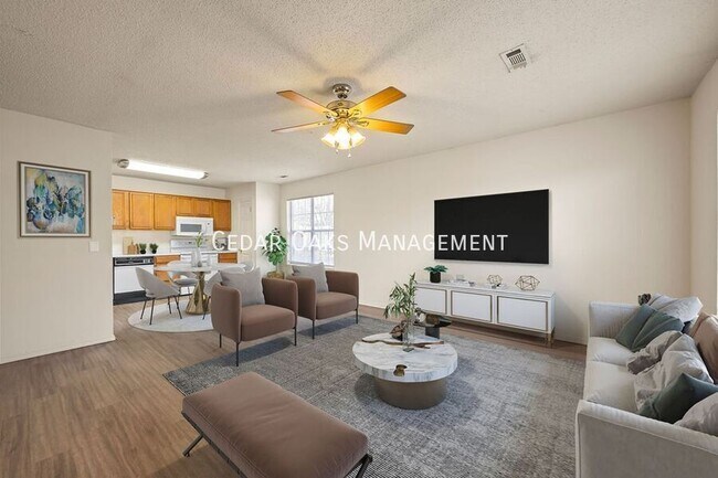 5908 Sara St in Fayetteville, AR - Building Photo - Building Photo