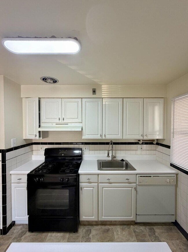 1215 Bliss Dr in St. Louis, MO - Building Photo - Building Photo