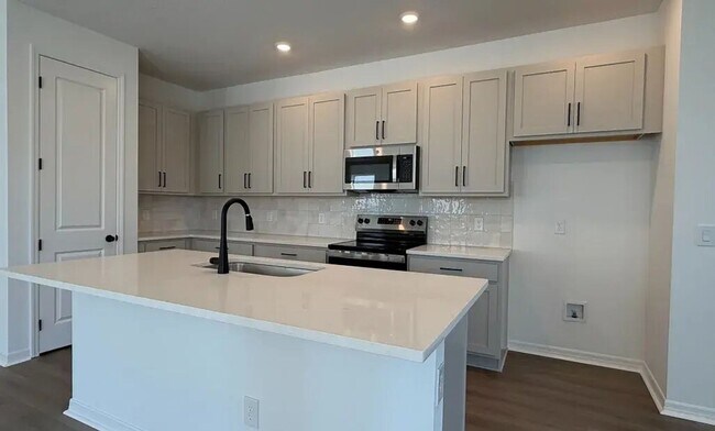 5762 Cattle Rnch Dr in St. Cloud, FL - Building Photo - Building Photo