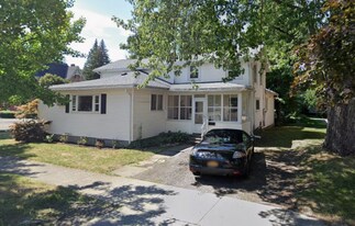 39 Temple St in Fredonia, NY - Building Photo