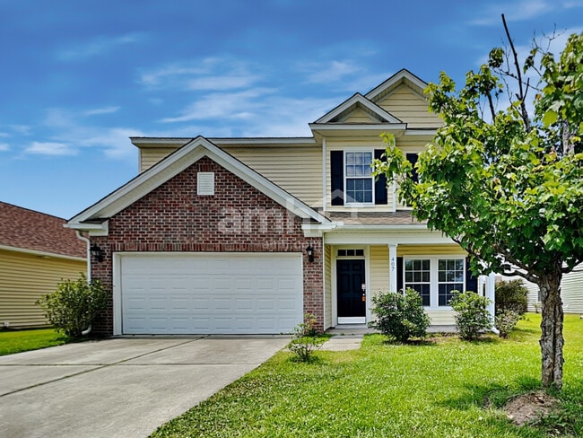 407 Pine Hill Ln