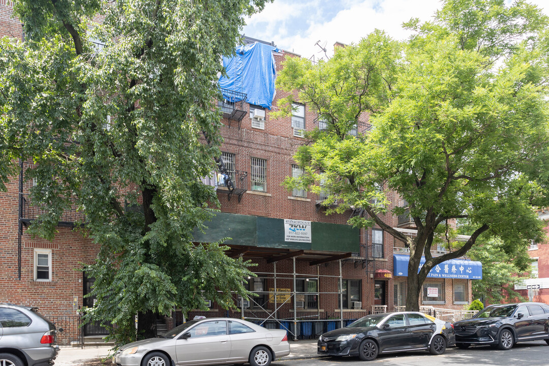 4606 6th Ave in Brooklyn, NY - Building Photo