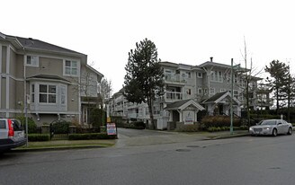 3038 Kerr St SE in Vancouver, BC - Building Photo