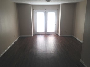 1407 Glenwood St in Milton, WV - Building Photo - Building Photo