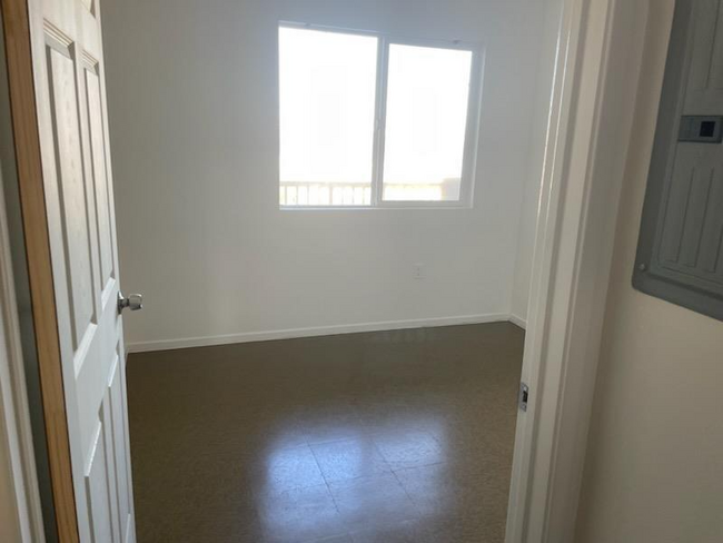 property at 831 W 70th St