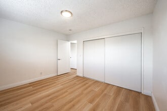 Oasis Apartments in West Covina, CA - Building Photo - Interior Photo