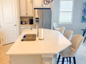 24244 Gallberry Dr in Venice, FL - Building Photo - Building Photo