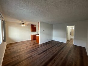 A7U in Inglewood, CA - Building Photo - Building Photo