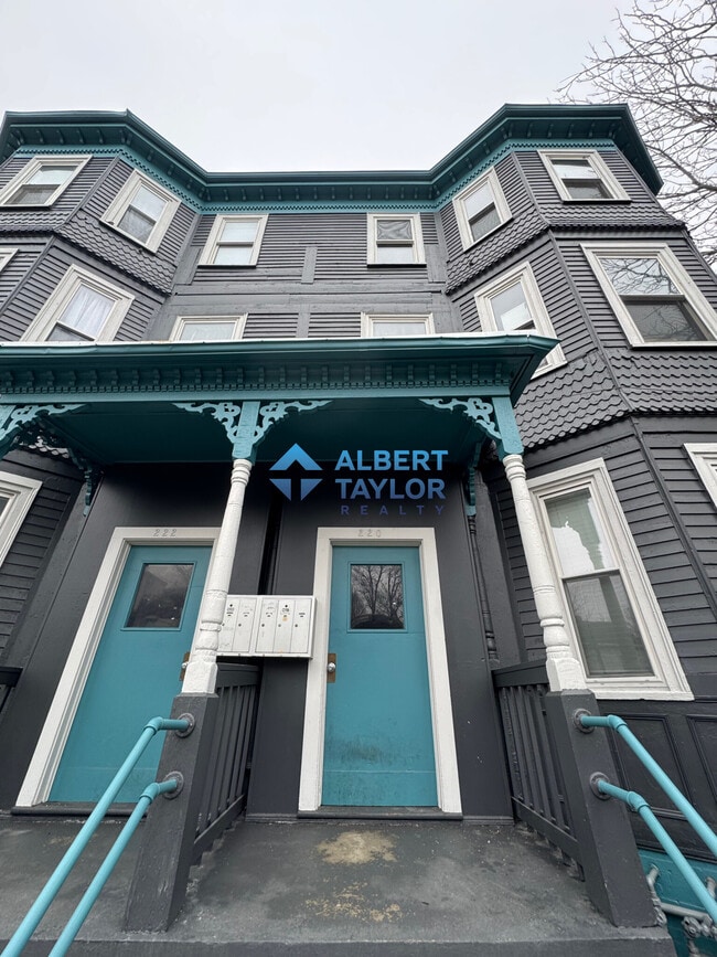 228 Prospect St, Unit 1 in Cambridge, MA - Building Photo - Building Photo