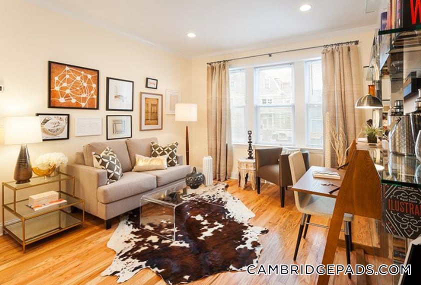 1 Chauncy St in Cambridge, MA - Building Photo